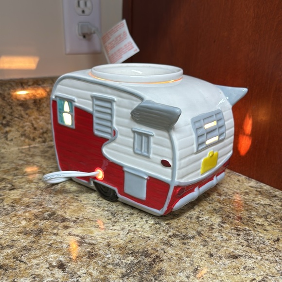 Scenty Camper Warmer - Picture 3 of 3